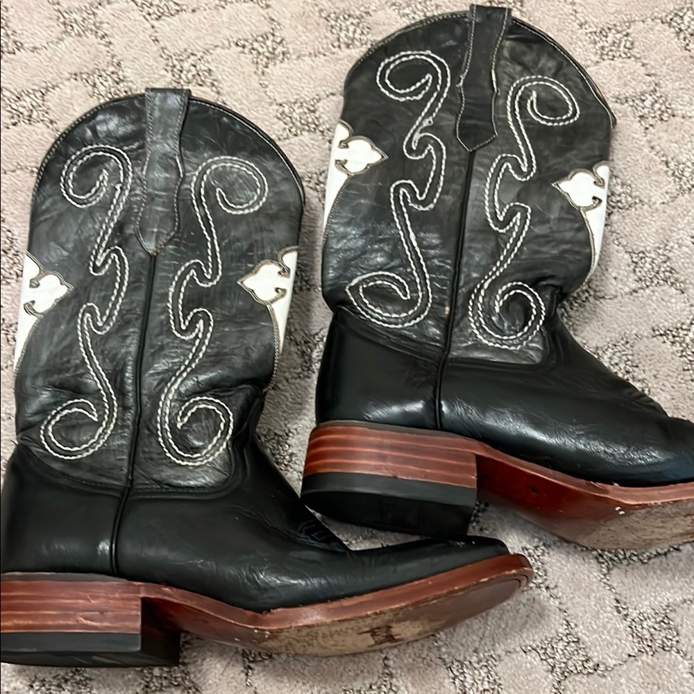 Ferrini Black and White Heeled Cowgirl Boots